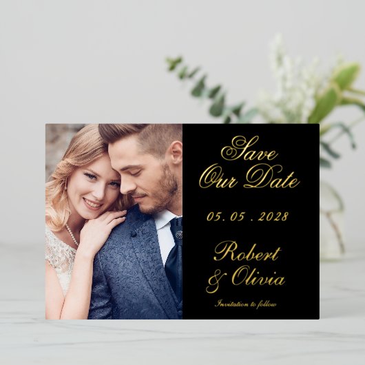 Elegant Zwart & Goud Save Our Date Foto Echt Folie Uitnodiging (Staand Voorkant)