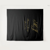 Elegant Zwart Goud Script Monogram Bruiloft Wandkleed (Voorkant (horizontaal))