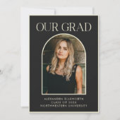 Elegant zwart goud trendy boog foto Afstuderen Aankondiging (Voorkant)