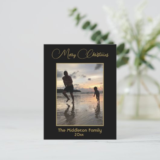 Elegant Zwart & Goud Vrolijk Kerstfeest Familiefot Feestdagenkaart (Staand voorkant)