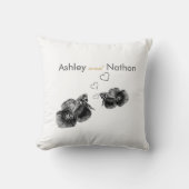 Elegant Zwart Goud Waterverf Vis Bruiloft Kussen (Voorkant)