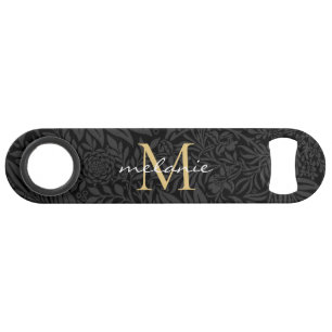 Elegant zwart gouden bloemenscript monogram speed flessenopener