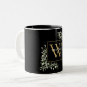 Elegant Zwart Gouden Monogram Groene Bloemen Tweekleurige Koffiemok (Voorkant links)