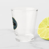 Elegant zwart grijs krijtstreep gepersonaliseerd shot glas (Rechts)