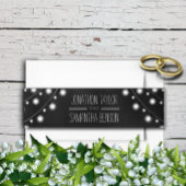 Elegant zwart krijtbord wit string van lichten uitnodigingen wikkel