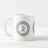 Elegant Zwart Mandala Circle Lijst Monogram Koffiemok (Links)