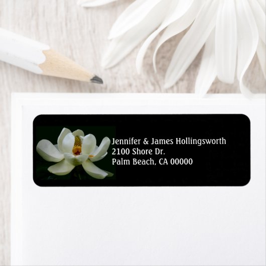 Elegant zwart met witte Magnolia Custom Etiket (Insitu)