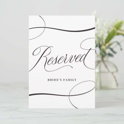 Elegant Zwart Script Bruiloft Gereserveerd Tafelte (Staand voorkant)