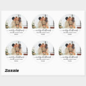 Elegant zwart script familie foto vrolijk kerstfee ronde sticker (Vel)
