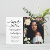 Elegant Zwart Script Sweet 16 Verjaardag Foto Kaart (Staand voorkant)