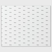 Elegant zwart-wit aangepaste naam tekstverjaardag cadeaupapier (Vlak)