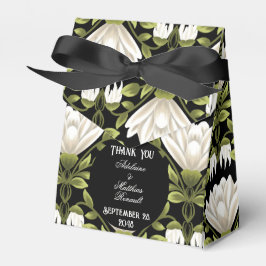 Elegant Zwart & Wit Bloemen Bruiloft: Kalligrafie Bedankdoosjes