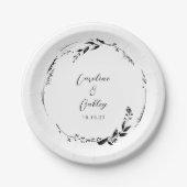 Elegant Zwart Wit Bloemen Krans Bruiloft Custom Papieren Bordje (Voorkant)