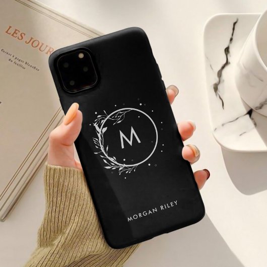 Elegant zwart-wit bloemenmonogram Case-Mate iPhone case