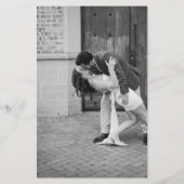 Elegant zwart-wit eenvoudig budget huwelijksmenu flyer (Achterkant)