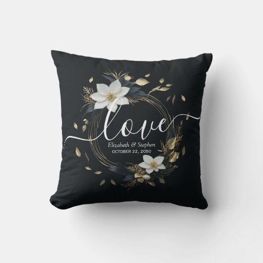 Elegant Zwart Wit en Goud Bloemen Krans Bruiloft Kussen (Voorkant)