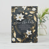 Elegant Zwart Wit en Goud Bloemen Krans Bruiloft Save The Date (Staand voorkant)