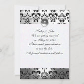 ELEGANT ZWART WIT GRIJS DAMASK MONOGRAM Bruiloft Save The Date (Achterkant)