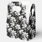Elegant zwart wit Magnolia bloem betegeld Bedankdoosjes (Geopend)