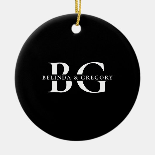 Elegant Zwart-wit Monogram Initialen Bruiloft Keramisch Ornament (Voorkant)