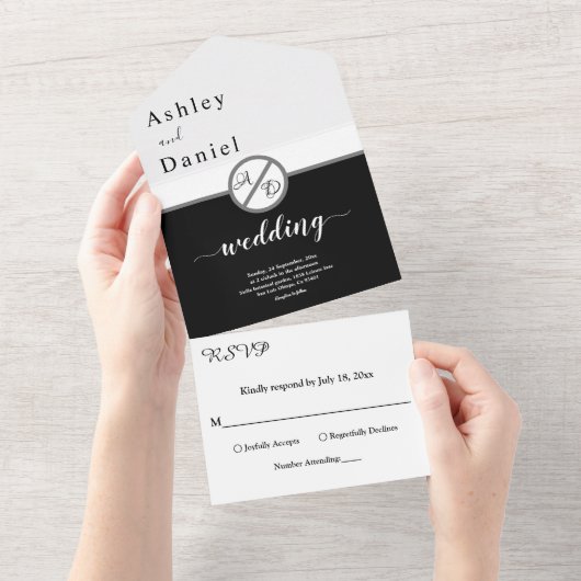 Elegant zwart-wit monogram moderne bruiloft all in one uitnodiging (Afscheurbaar)
