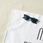 Elegant zwart-wit monogram strandlaken (In situ)