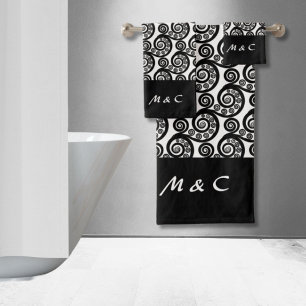 Elegant Zwart Wit Monogrammed Varen Frond Swirls Bad Handdoek