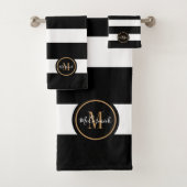 Elegant Zwart Wit Strepen Luxe Goud Monogram Bad Handdoek (Insitu)