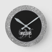 Elegant zwart zilver glitter monogram familienaam ronde klok (Voorkant)