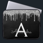 Elegant zwart zilveren glitter Sparkle Monogram Laptop Sleeve<br><div class="desc">Zwart en Zilver Faux Dripping Modern en Elegant Girly Glitter en Sparkle Elegant Monogram Hoesje. Dit hoesje kan worden aangepast om uw initiaal en voornaam op te nemen.</div>