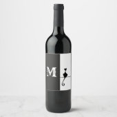Elegant zwarte kat met Initiaal Klassiek Wijn Etiket (Voorkant)