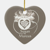 Elegante 1st Kerstmis Taupe siert samen Keramisch Ornament (Achterkant)