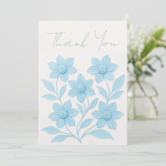 Elegante 3D blauwe bloemen op zachte achtergrond,  Bedankkaart (Staand voorkant)