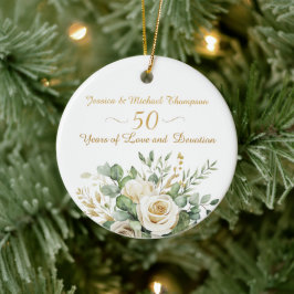 Elegante 50e Jubileum witte rozen gouden ringen Keramisch Ornament