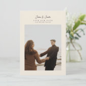 Elegante 5 foto collage script kalligrafie bruilof save the date (Staand voorkant)