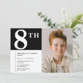 Elegante 8e verjaardag uitnodiging Black Boy Foto (Staand voorkant)