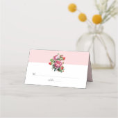 Elegante aardbei en pioenen bruiloft plaatskaartje (Voorkant)