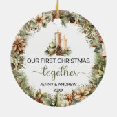 Elegante aardse tinten Onze Eerste Kerstmis Keramisch Ornament (Achterkant)