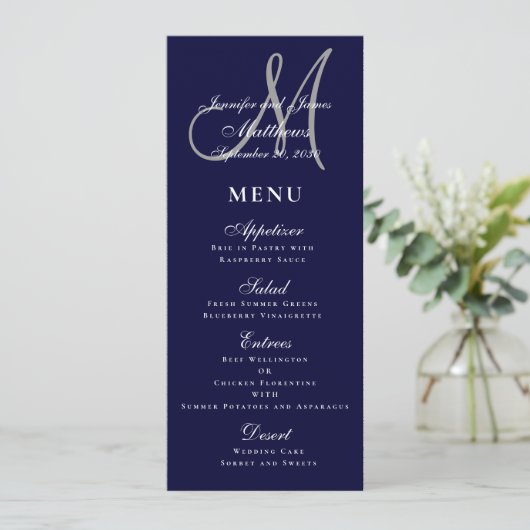 Elegante Affair Marine Blauw Script Monogram Bruil Menu (Staand voorkant)
