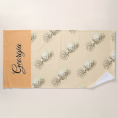 Elegante ananas Patterned Custom Name Peach Strandlaken (Voorkant)
