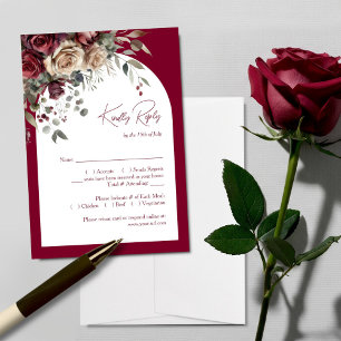 Elegante Arch Bourgondië & Cream Rozen bruiloft RSVP Kaartje