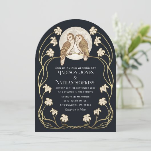 Elegante Art Nouveau Uilen Wedding Arch Kaart (Staand voorkant)