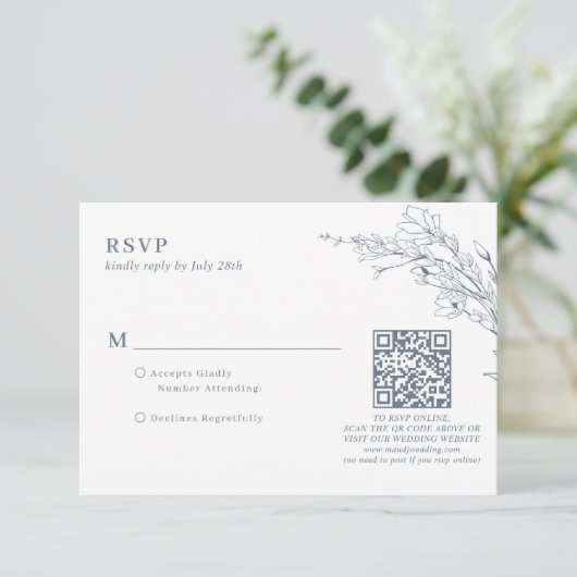 Elegante Azure Ivoor Bloemen Krans QR Code Huwelij RSVP Kaartje (Staand voorkant)