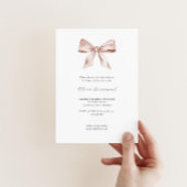 Elegante baby showers uitnodiging met roze lint