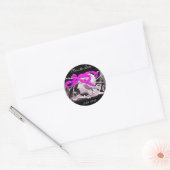 ELEGANTE BEAUTY / LADY MET PINKBOW EN STROMEN RONDE STICKER (Envelop)