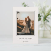 Elegante Beige Foto Bruiloft Bedankkaart (Staand voorkant)