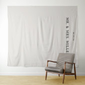 Elegante Beige Minimalistische Namen Datum Wandkleed (In Situ (horizontaal))