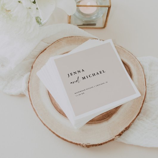 Elegante Beige Script bruiloft namen Servet
