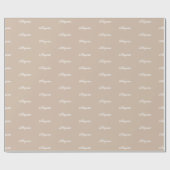 Elegante beige tan script aangepaste naam verjaard cadeaupapier (Vlak)