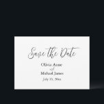 Elegante Black & White Script Save The Date<br><div class="desc">Eenvoudige moderne zwarte en witte “Save the Date” kaart. Namen zijn geschreven in elegante script. Perfect voor een lente-,  zomer-,  herfst- of winterhuwelijk.</div>